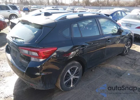 2021 Subaru Impreza Premium 5-Door z USA, uszkodzony, nr VIN 4S3GTAD64M3713160